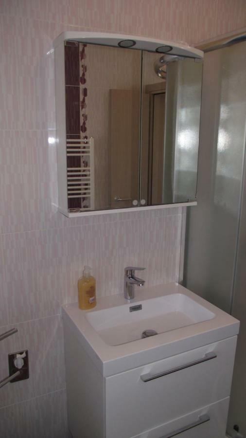 Apartmani Filip Zadar Diklo Bagian luar foto