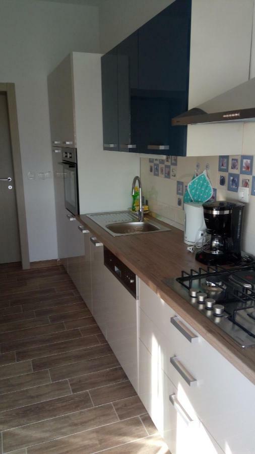 Apartmani Filip Zadar Diklo Bagian luar foto