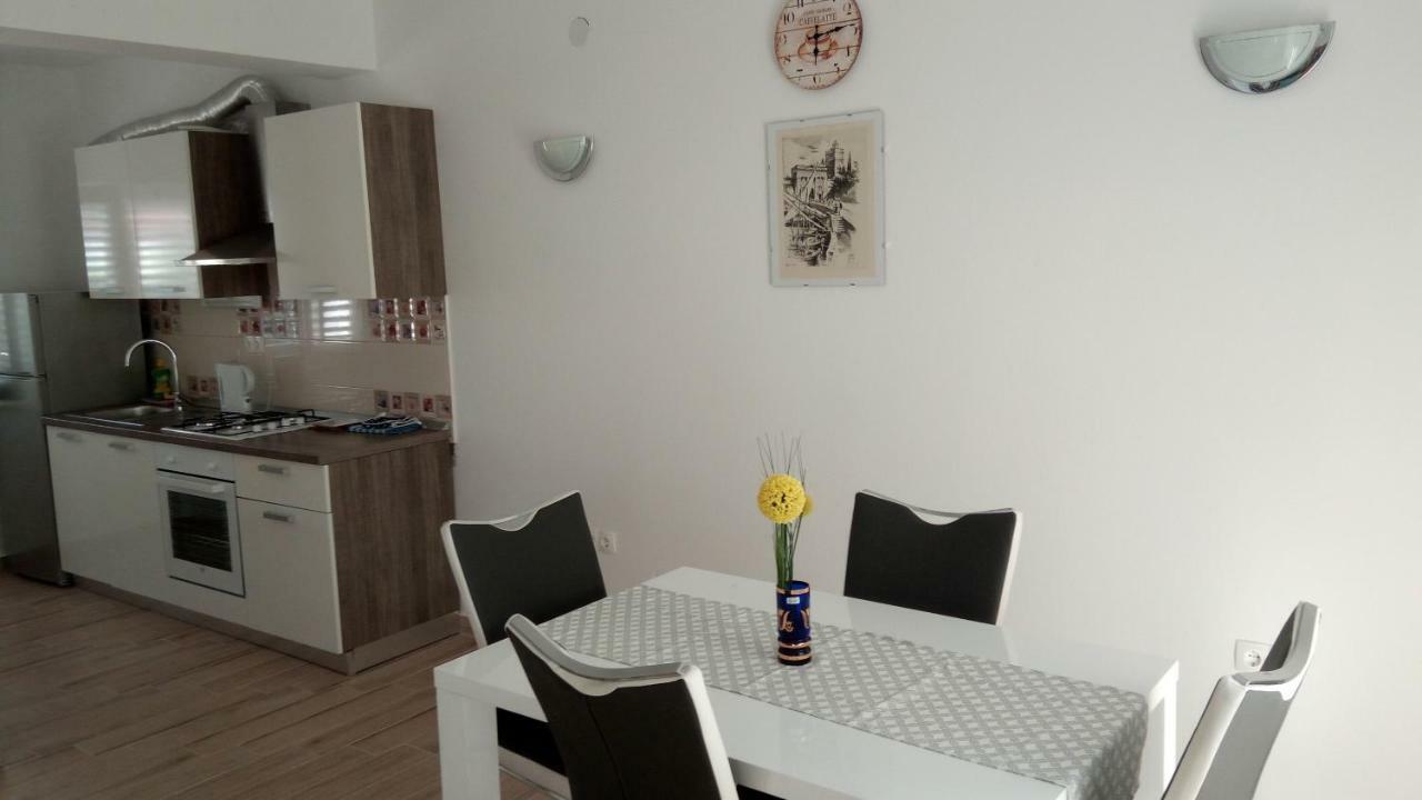 Apartmani Filip Zadar Diklo Bagian luar foto