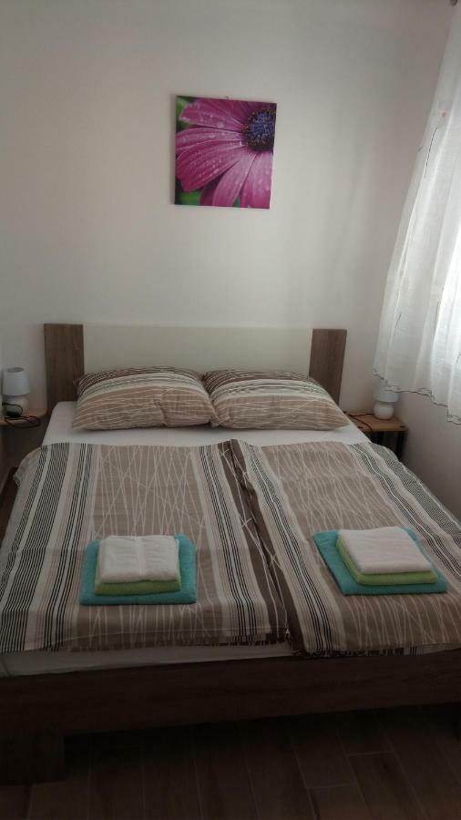Apartmani Filip Zadar Diklo Bagian luar foto