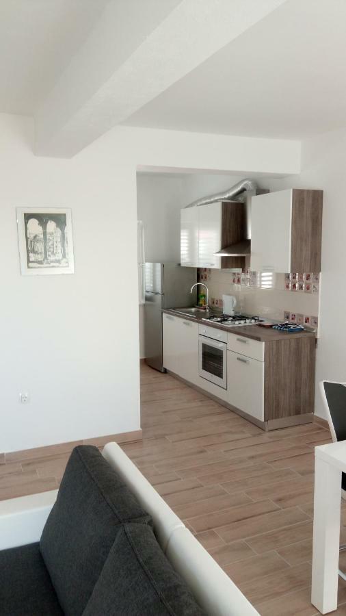 Apartmani Filip Zadar Diklo Bagian luar foto