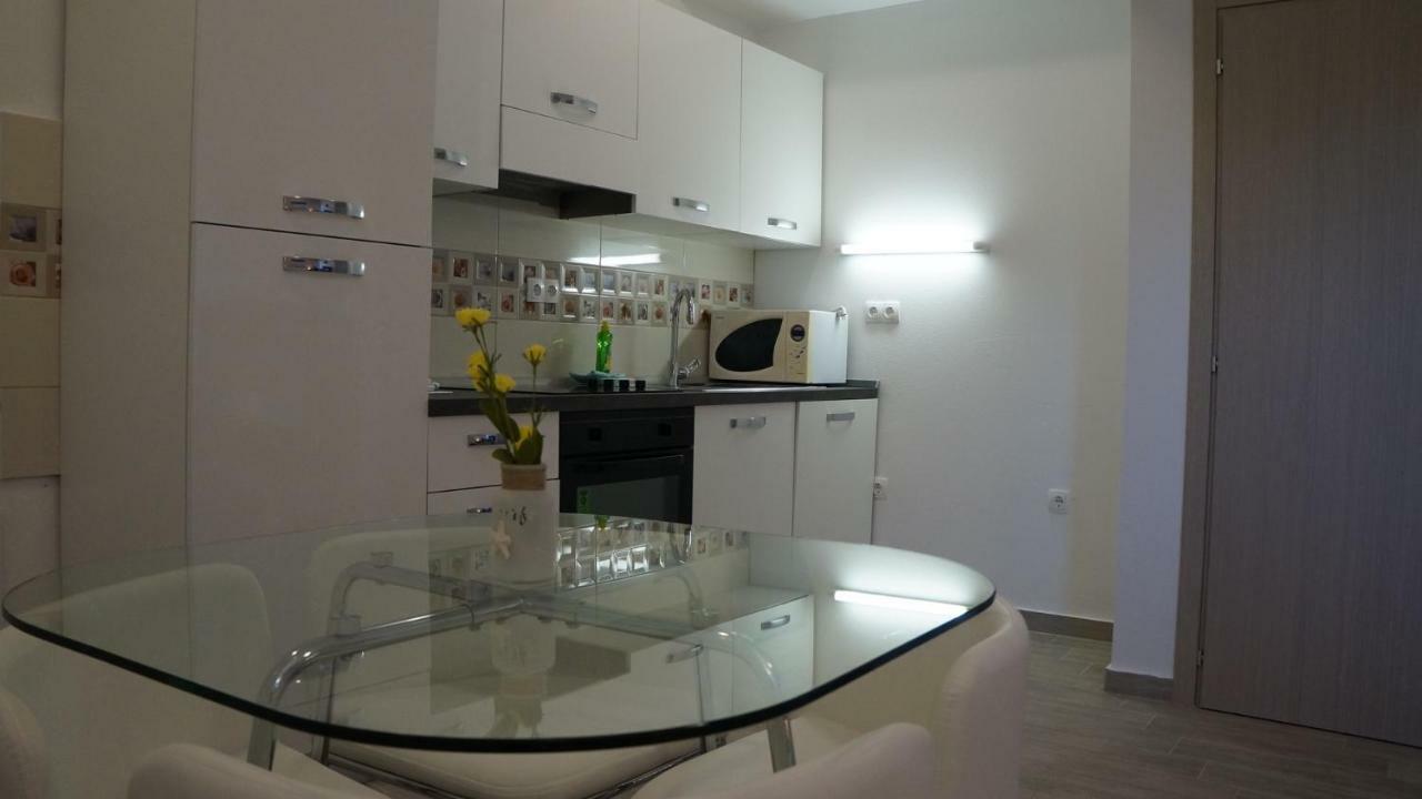 Apartmani Filip Zadar Diklo Bagian luar foto