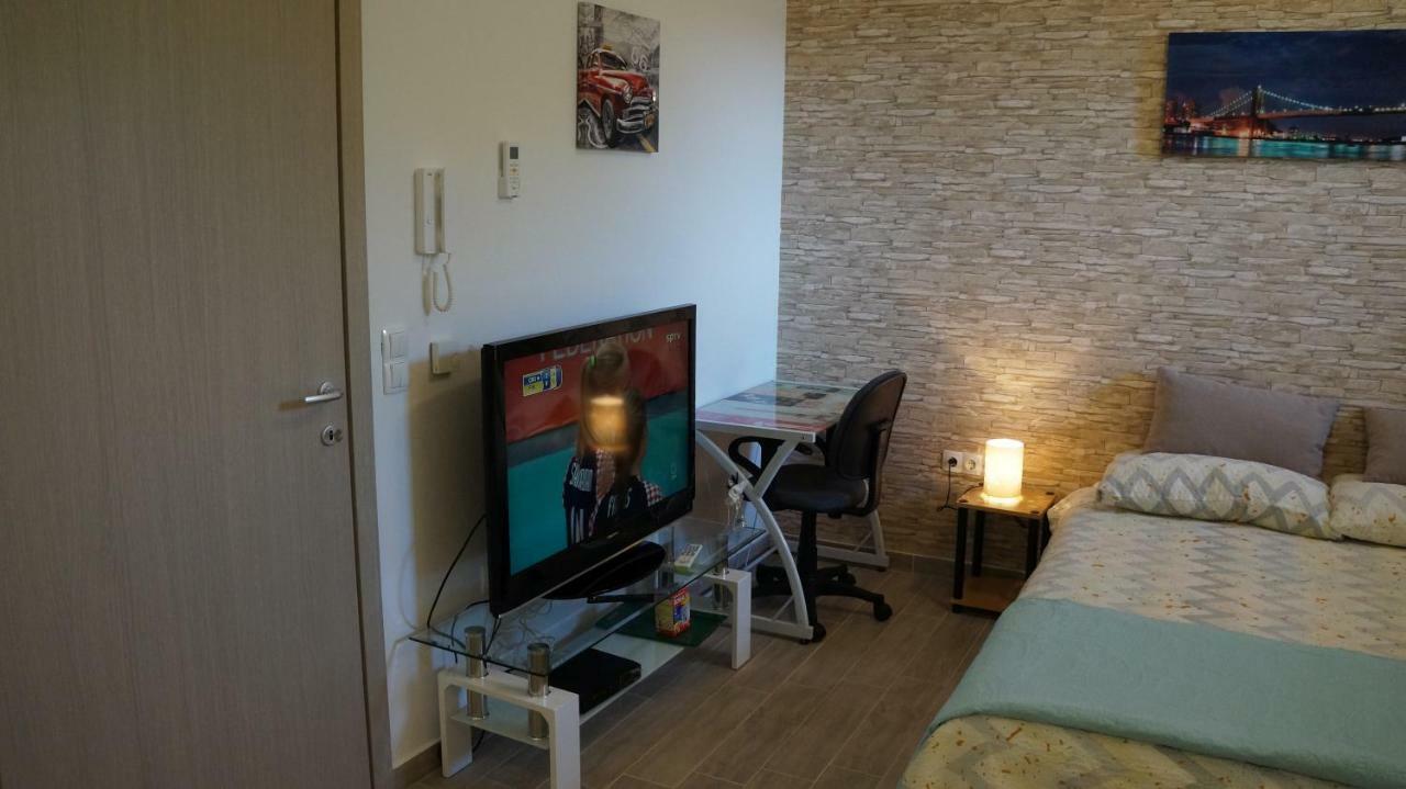 Apartmani Filip Zadar Diklo Bagian luar foto